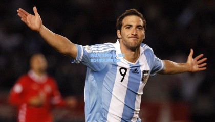 mk体育官方网站：纳达尔法网夺冠 成就第14座大满贯传奇